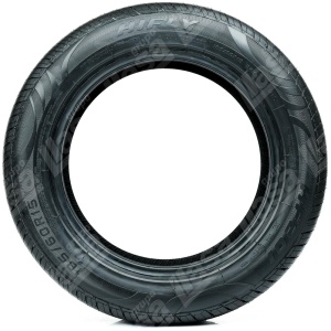 Llanta HIFLY 185/60R15 HF201 84H de frente