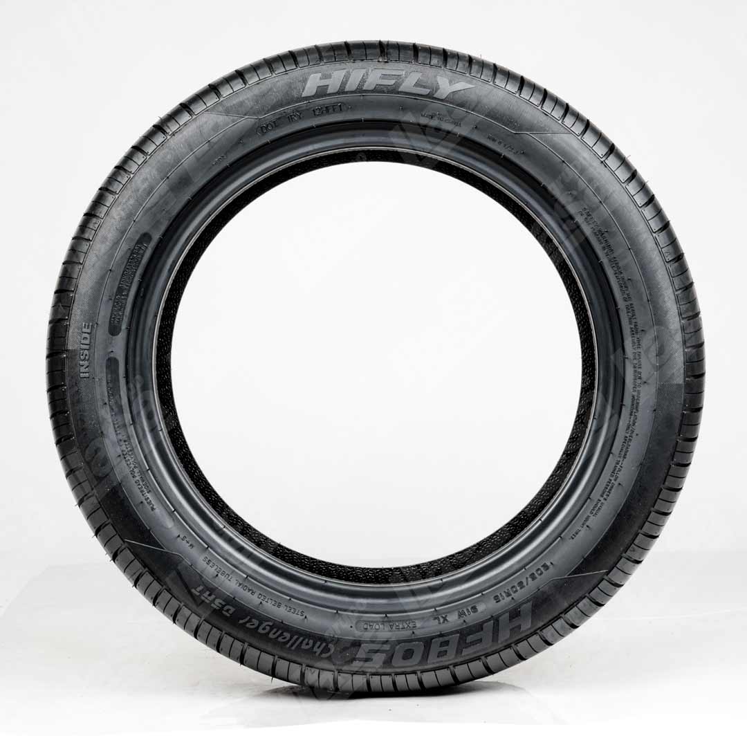 LLANTA HIFLY 205/50R16 91W HF805 XL de frente